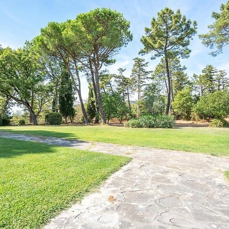 2 Bedroom Lovely Home In ローロ・チュッフェンナ エクステリア 写真