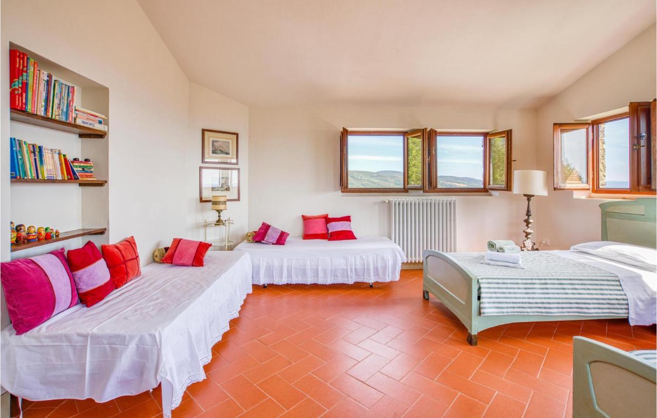 2 Bedroom Lovely Home In ローロ・チュッフェンナ エクステリア 写真