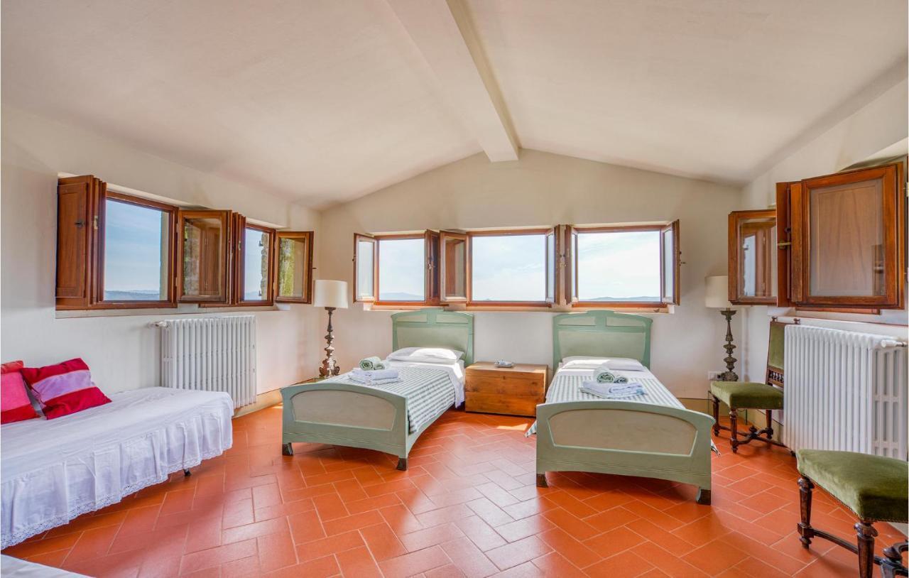 2 Bedroom Lovely Home In ローロ・チュッフェンナ エクステリア 写真