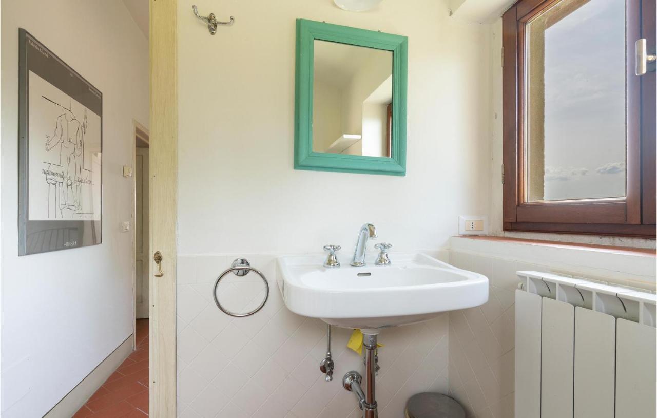2 Bedroom Lovely Home In ローロ・チュッフェンナ エクステリア 写真