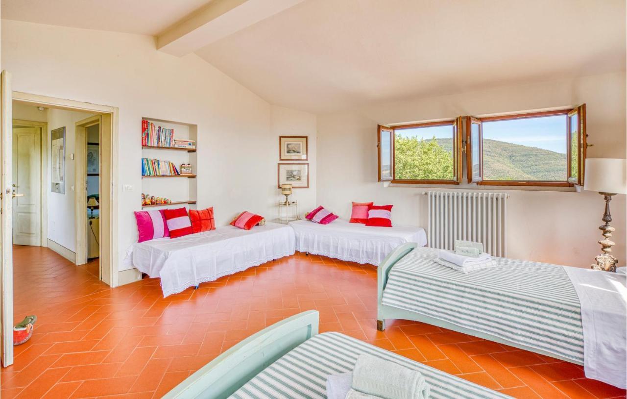 2 Bedroom Lovely Home In ローロ・チュッフェンナ エクステリア 写真