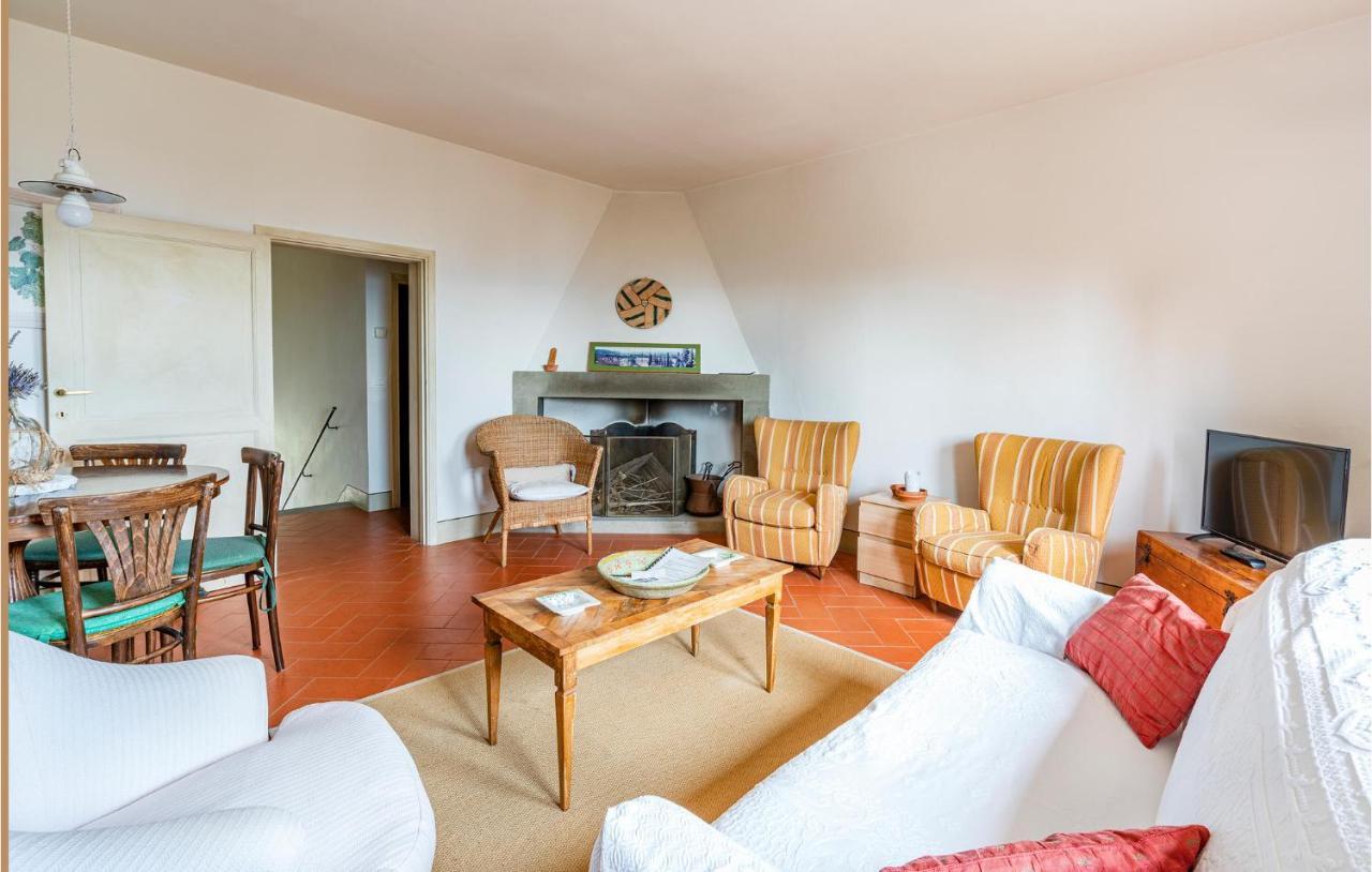 2 Bedroom Lovely Home In ローロ・チュッフェンナ エクステリア 写真